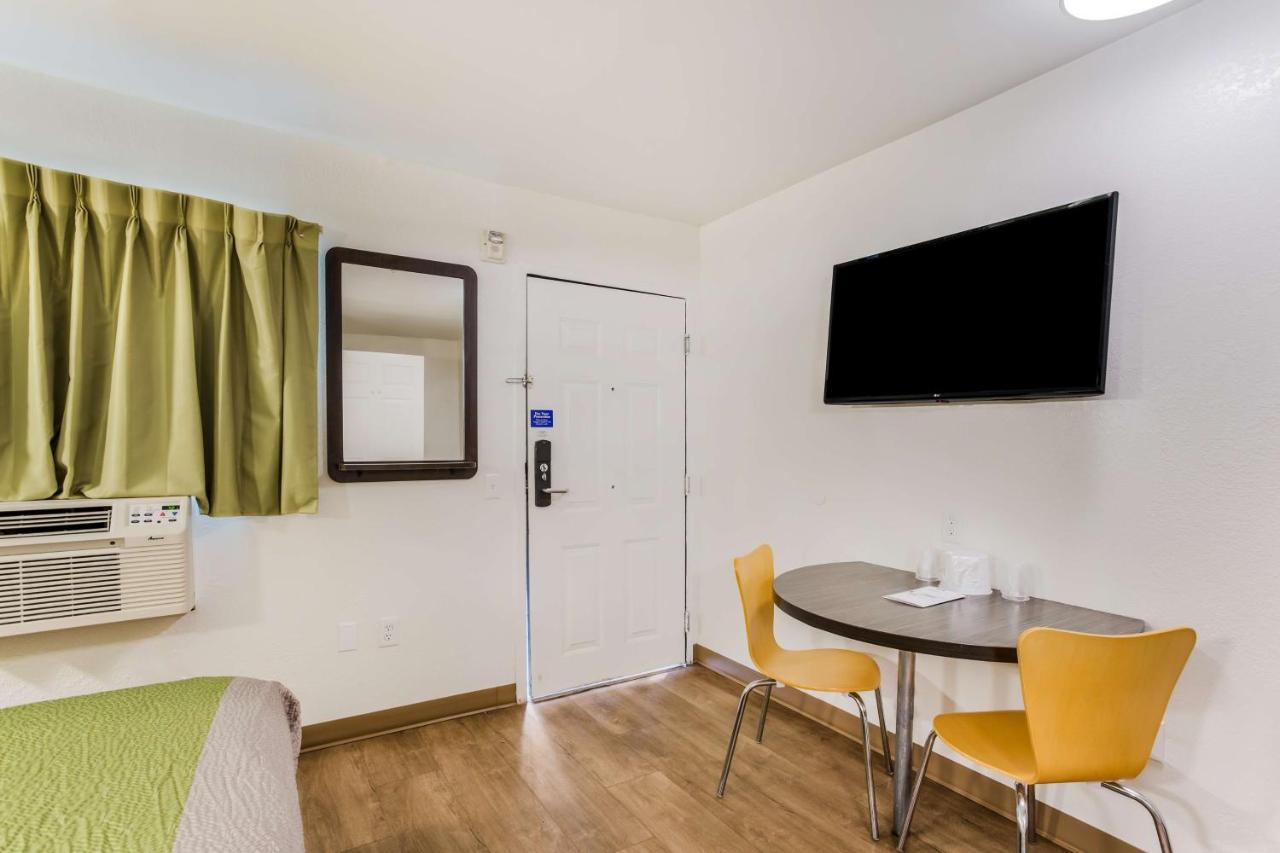 Motel 6-Jacksonville, Fl - South Bagian luar foto